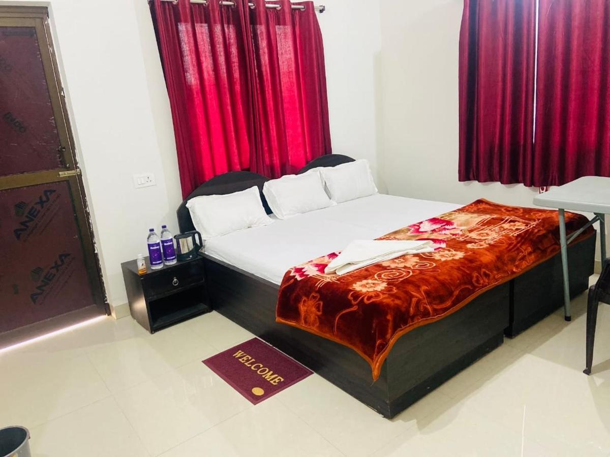 Gaurav Guest House Бодх-Гая Екстер'єр фото