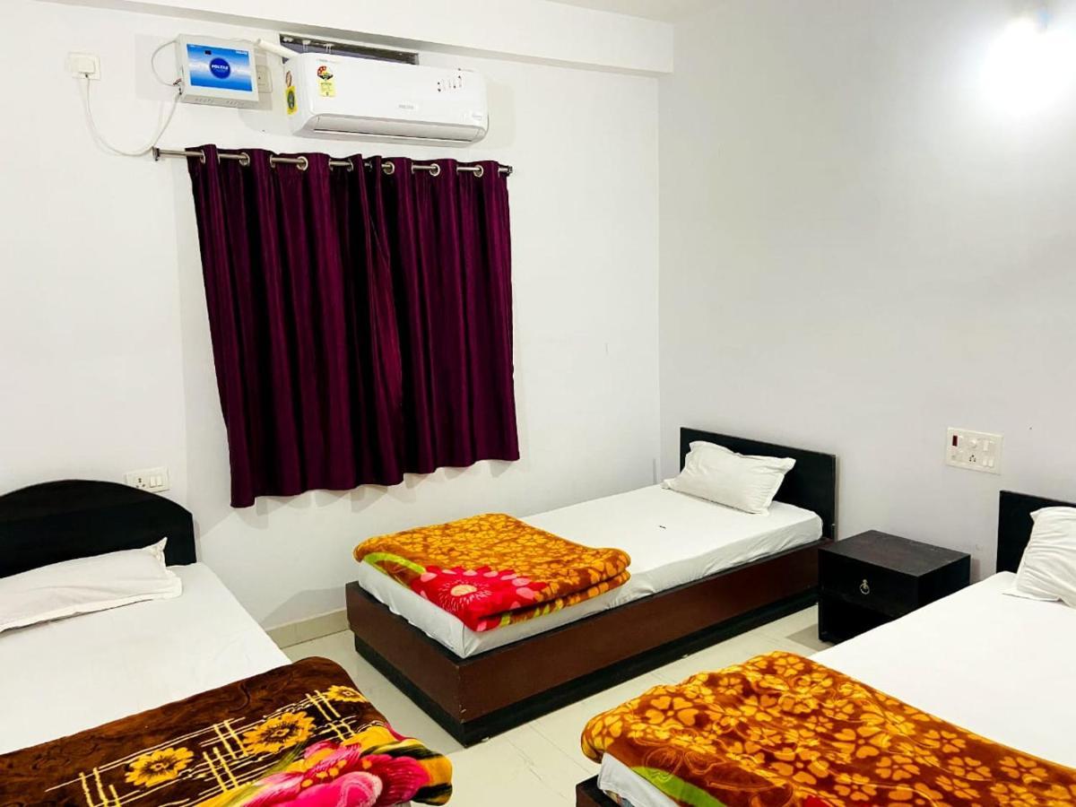 Gaurav Guest House Бодх-Гая Екстер'єр фото