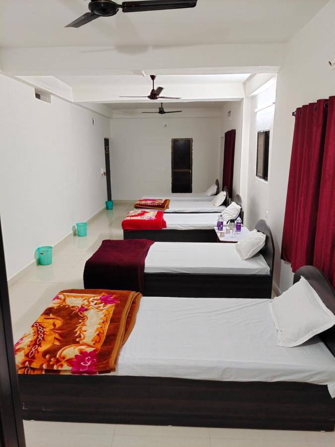Gaurav Guest House Бодх-Гая Екстер'єр фото
